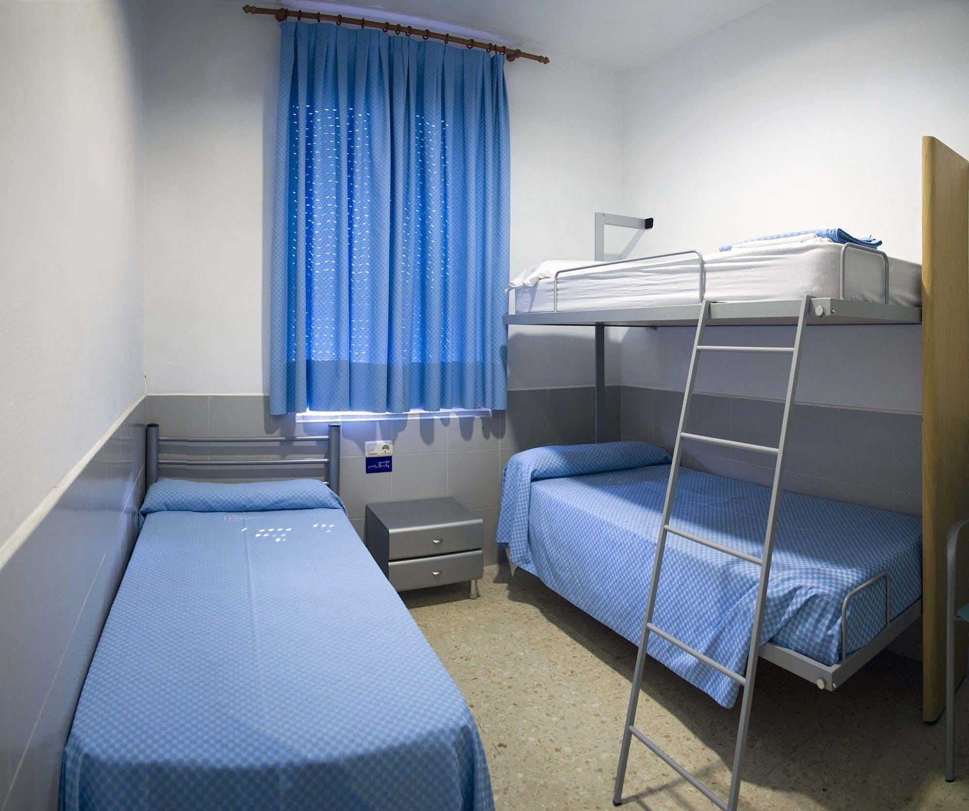 Albergue Inturjoven Малага Екстер'єр фото